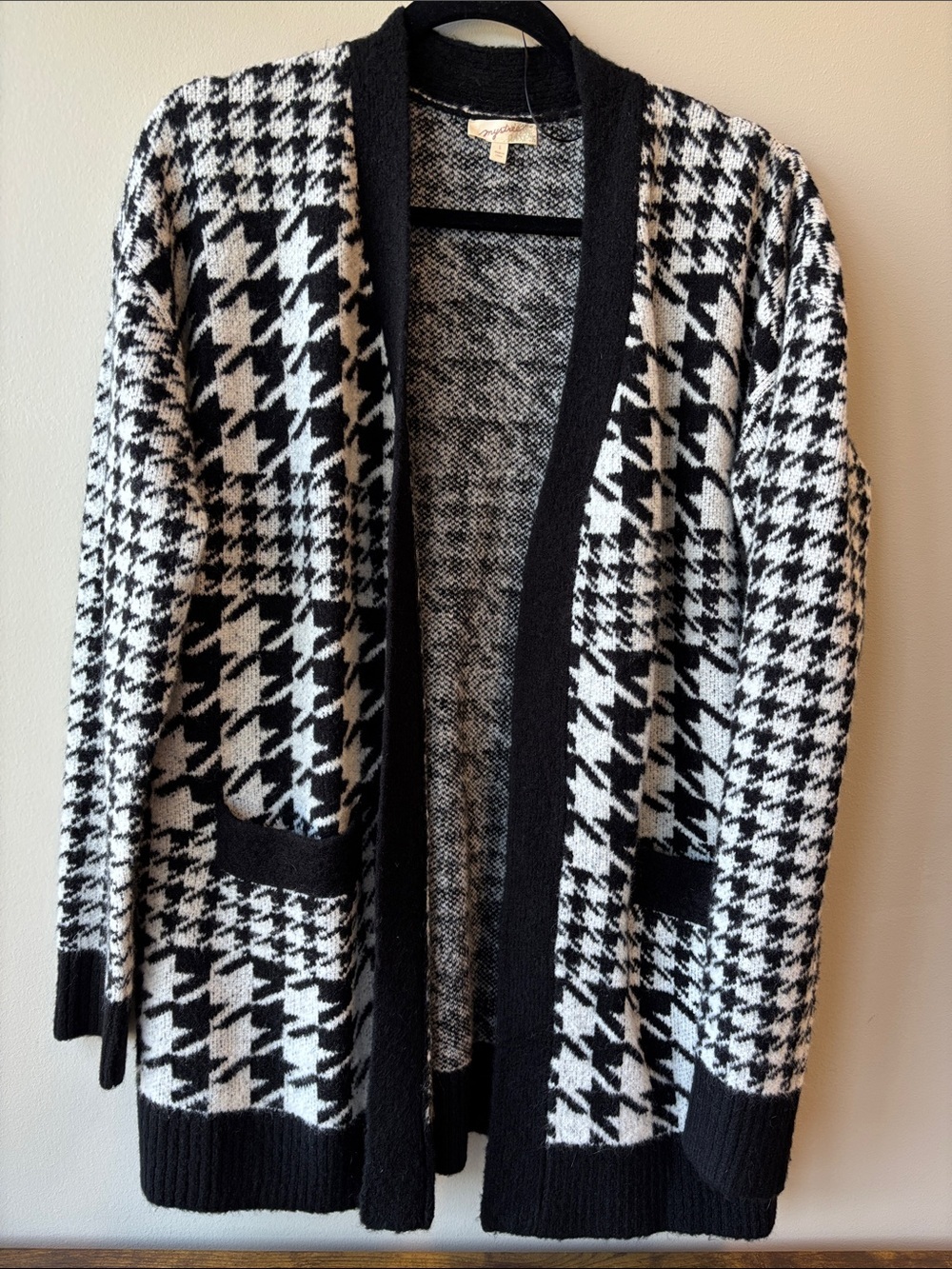 Mystree Black and White Marled Open Cardigan